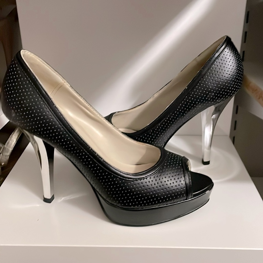 Black mirror faux leather high heel open toe closed heel shoe 4.5” 1” platform 6